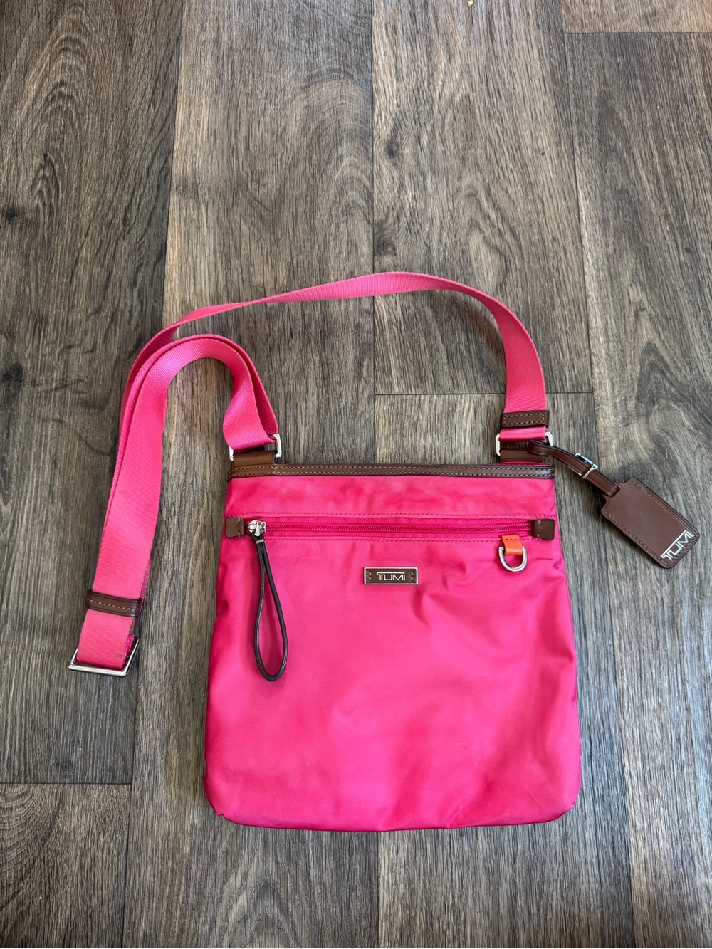 TUMI Capri Nylon Pink Solid Crossbody Bag Zip Adjustable Strap Leather Accents